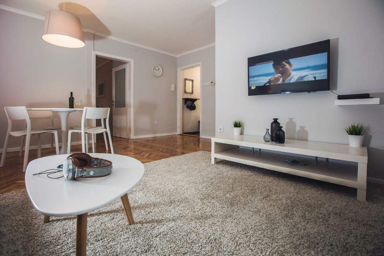 Apartment Avenue